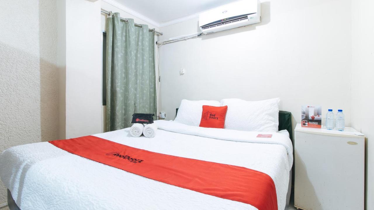 Reddoorz Plus At Lagoon Resort Zambales Olongapo Dış mekan fotoğraf