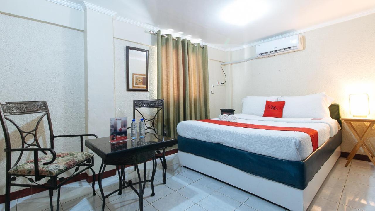 Reddoorz Plus At Lagoon Resort Zambales Olongapo Dış mekan fotoğraf